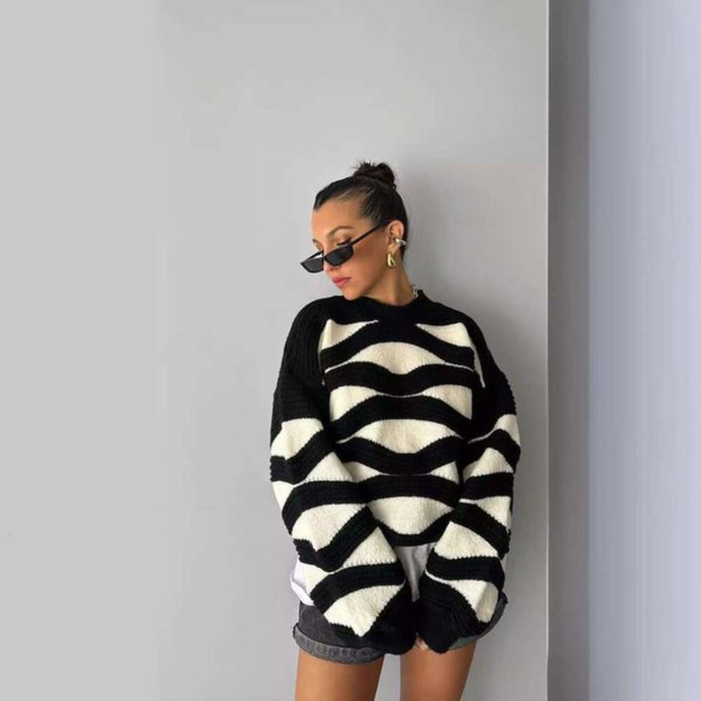 a niche classic black white striped knitted for women in