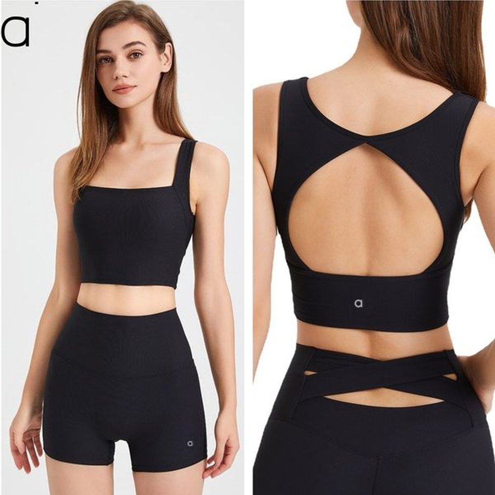 a yoga soft top shorts set fixed cup bra tank