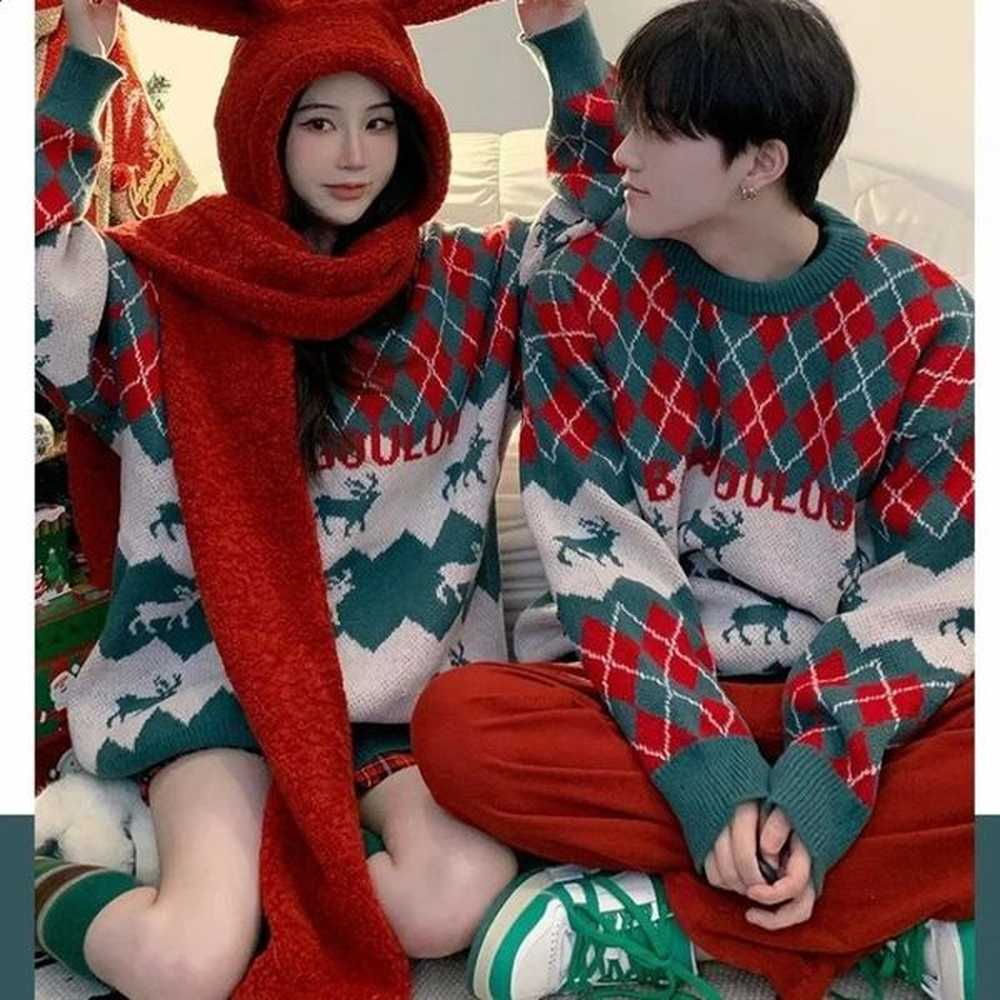 autumn and winter men clothing Christmas and Year trends explosive streets couple clothing lazy style sweater trend 241120