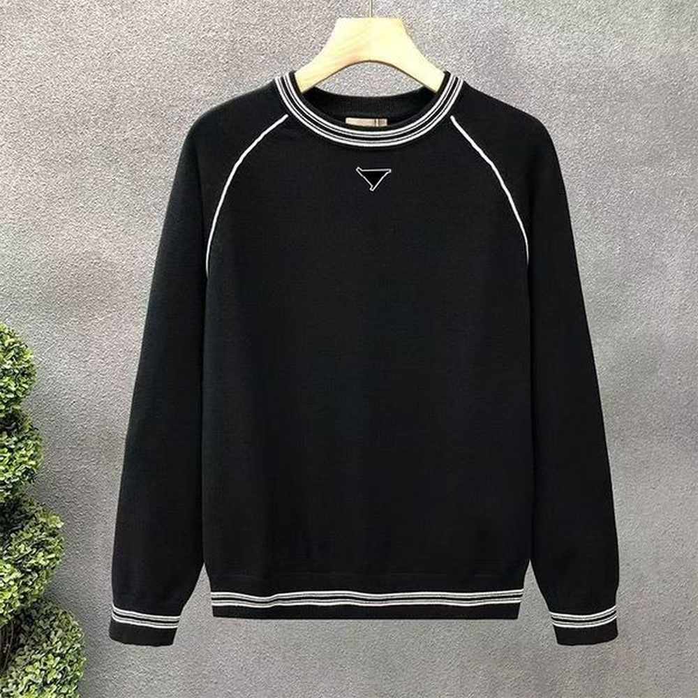 Autumn and winter men's hoodie designer sweater men's outdoor round neck pullover sweater winter warm thick casual versatile men&#