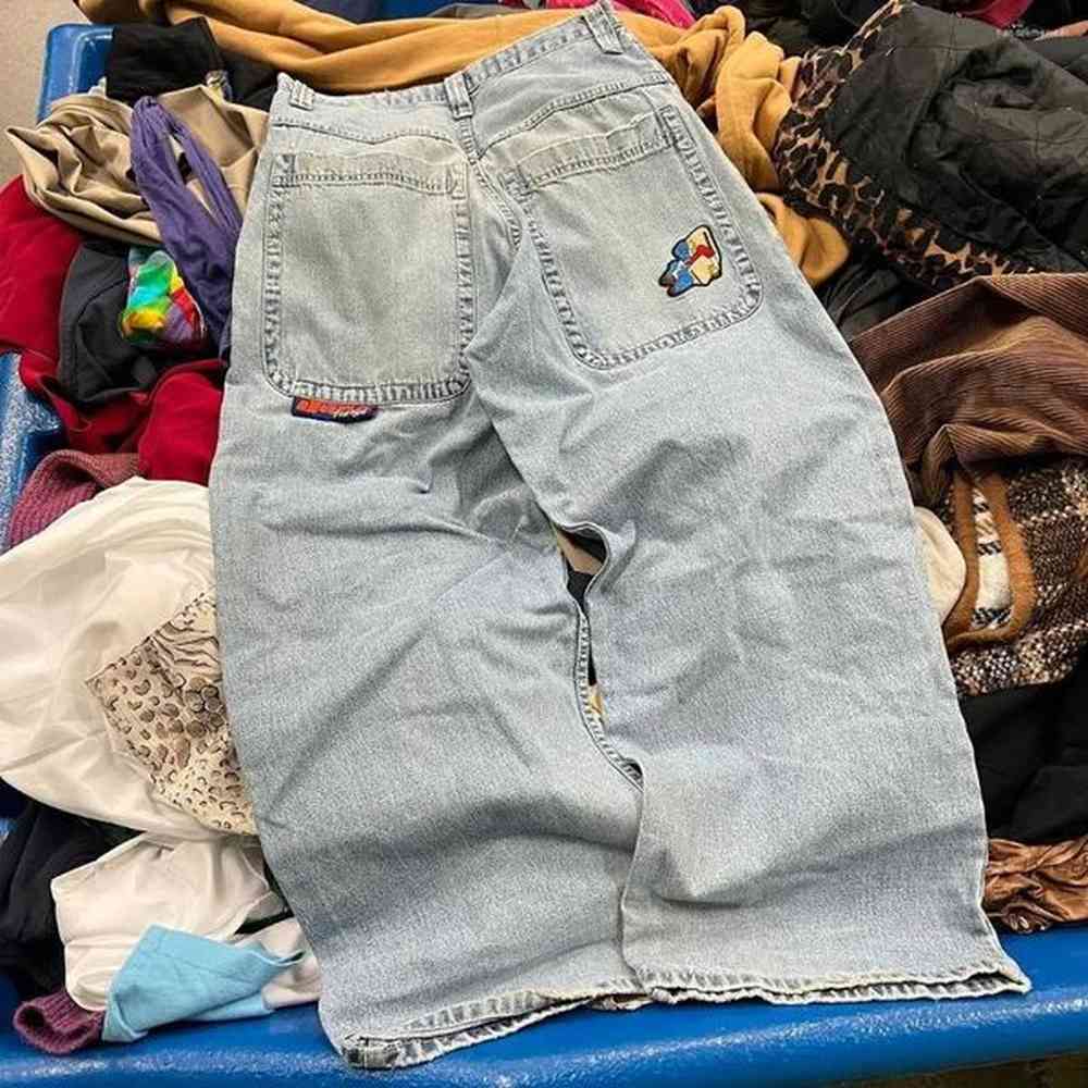Baggy Streetwear Jeans for Men Featuring Harajuku Retro Hip Hop Design & Gothic Aesthetic