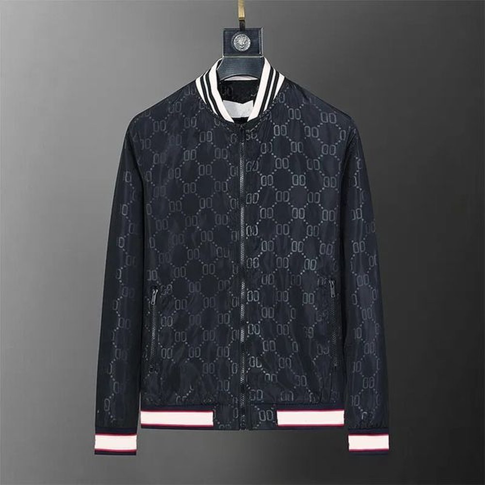 Casual Mens Jacket Luxury designer bomber jacket High quality Letter Jacket Autumn Winter Fashion Outdoor Hoodies Coats Triangle Badge Windb