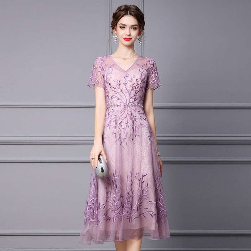 chic and beautiful long style heavy industry embroidery nail bead