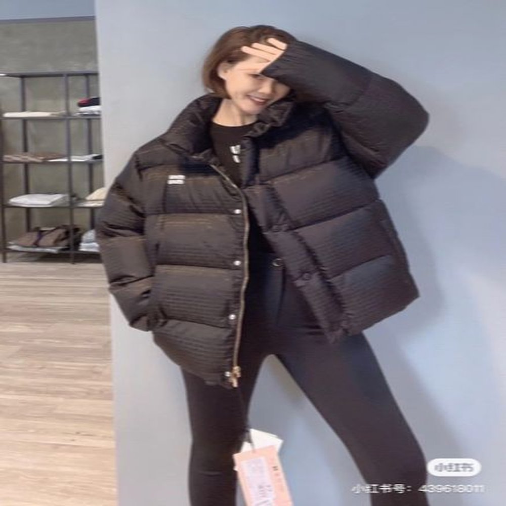chic female zip jacket distinctively patterned leathery texture