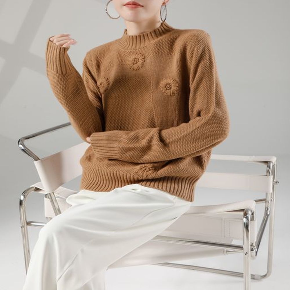 chic ladies casual knitting top versatile and cozy everyday garment