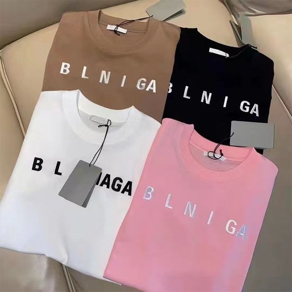 Classic Plus Size Summer Mens Designer T Shirt Casual Man Womens Tees With Letters Print Short Sleeves Top Sell Luxury Men Hip Hop clothes O