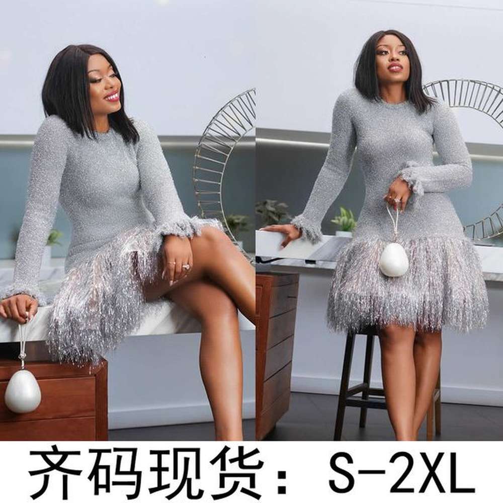 composite fabric doublelayer tassel dress fits snugly and appears slim