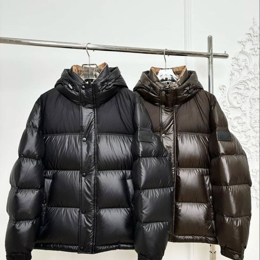 Designer Down Jacket Fashionable Classic High-End Check Lining Down Jacket Men And Women Thic Jackets Classic Casual Retro Style Jackets
