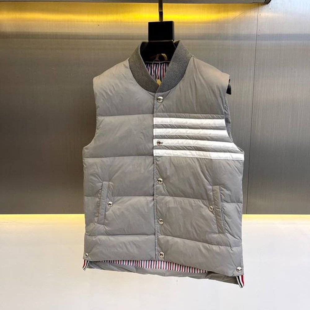 Designer luxury Autumn and winter polar fashion high street cotton outdoor sports down jacket Breathable men and women vests warm casual dow