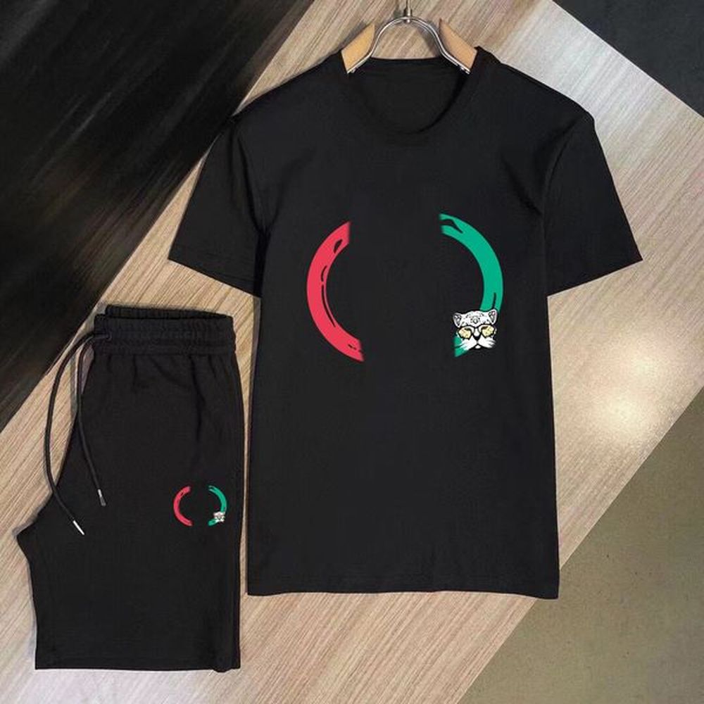Designer Men Tshirt Tracksuit Running Tracksuits for Mens Summer Letter T Shirts Shorts Clothing Sets Casual Streetwear short sleeve loose T