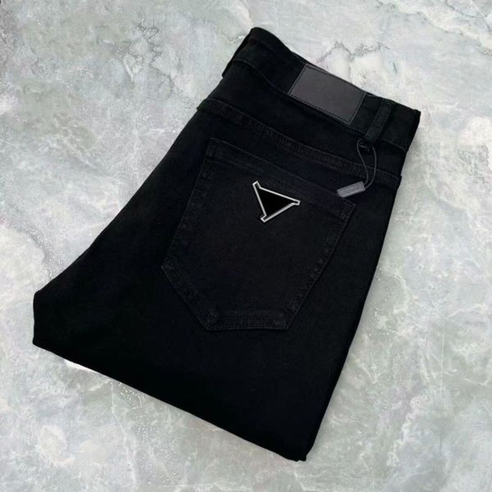 Designer Mens Jeans Luxury Denim Trousers purple jeans High-end trends Distressed Biker Motorcycle pants Hip Hop rock quality jean