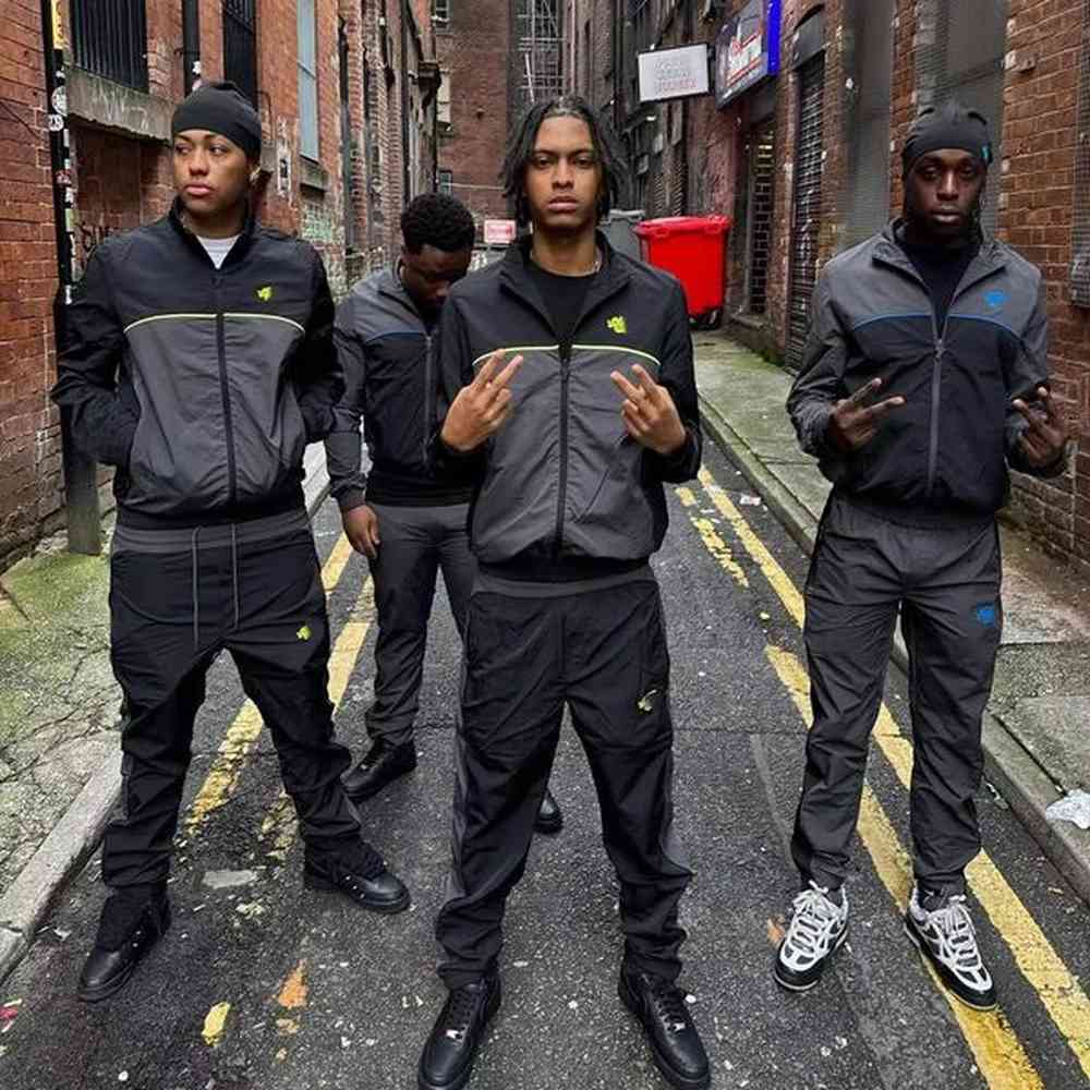 Designer Mens Tracksuit Embroidery Letter Vintage Hip Hop Color blocked Windproof Jacket Autumn Sports Joggers Two Piece Set Streewear Men