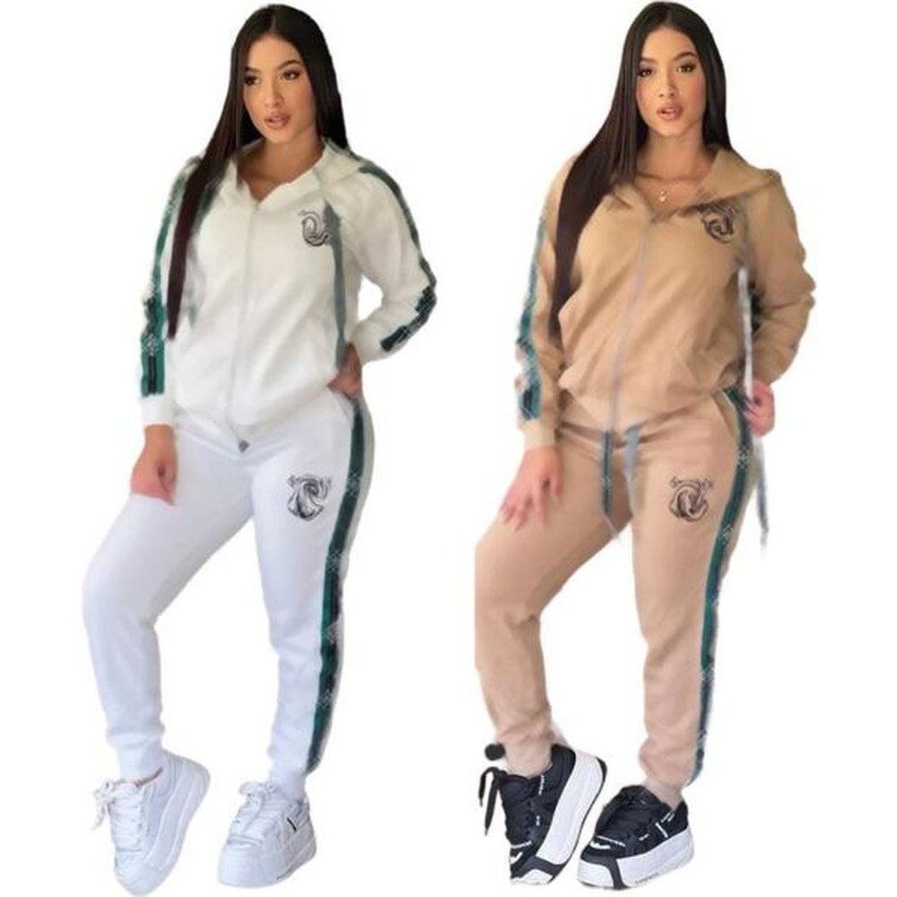 designer womens tracksuits high quality fashionable embossed zipper hood