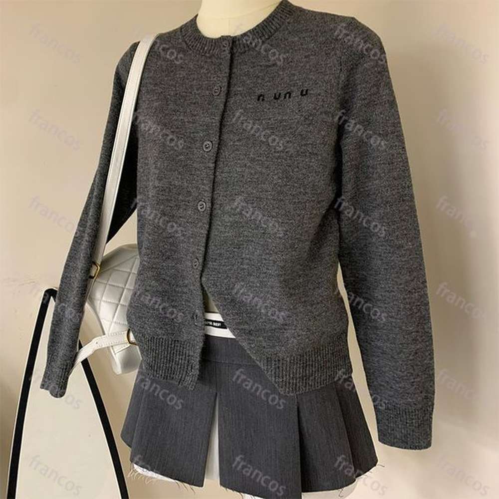designers women knitted sweater woman coat womens crew neck cardigan