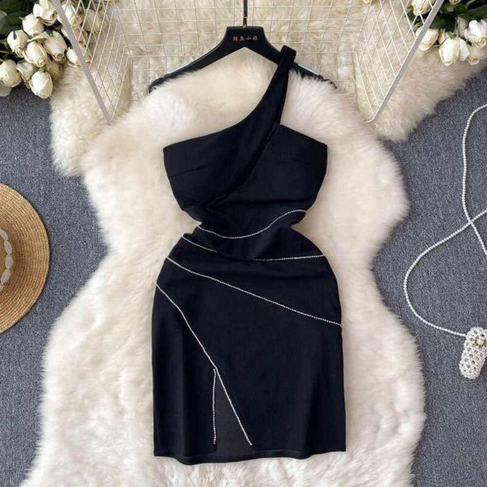 dresss new slanted shoulder wrapped chest design feels slimming slim