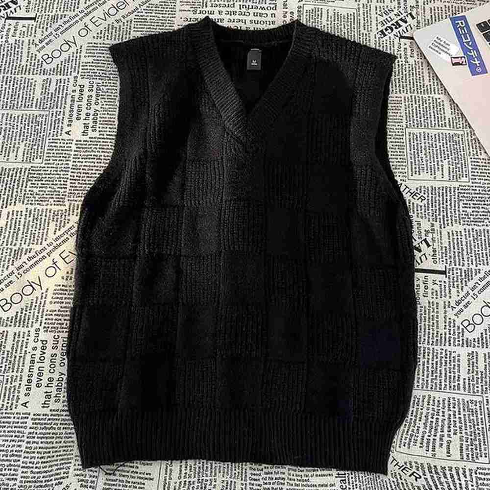 Fashion Casual Mens Knitted Sweater Vest Trendy Shoulder Design Simple V-Neck Sweater Jacquard Plaid Pattern Cotton Soft YarnXJ241221