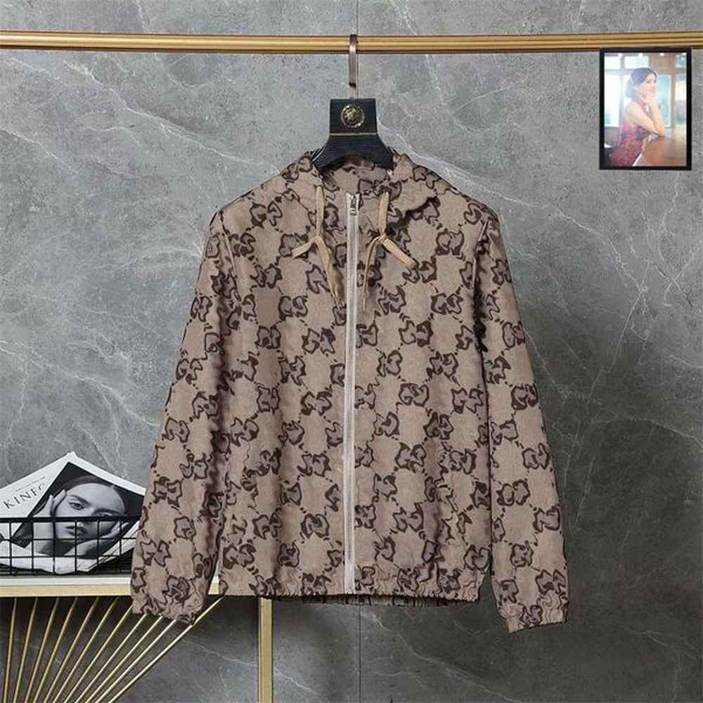 Fashionable luxury Mens Jacket Designer Whole body letters For Men Woman Coat Autumn Windbreaker Hoodie Zipper Jackets Outside Sport Asian S