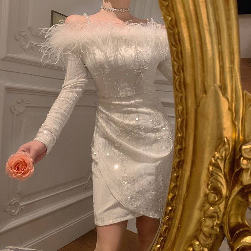 fashionable temperament feather tassel oneshoulder pure color pearl sling white