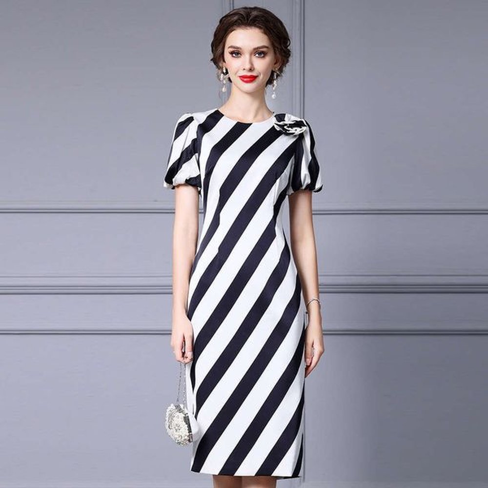 fashionable western style striped dress new exquisite flower decoration