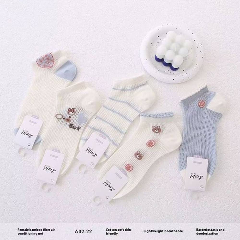girls thin mesh anklelength socks with adorable heart design