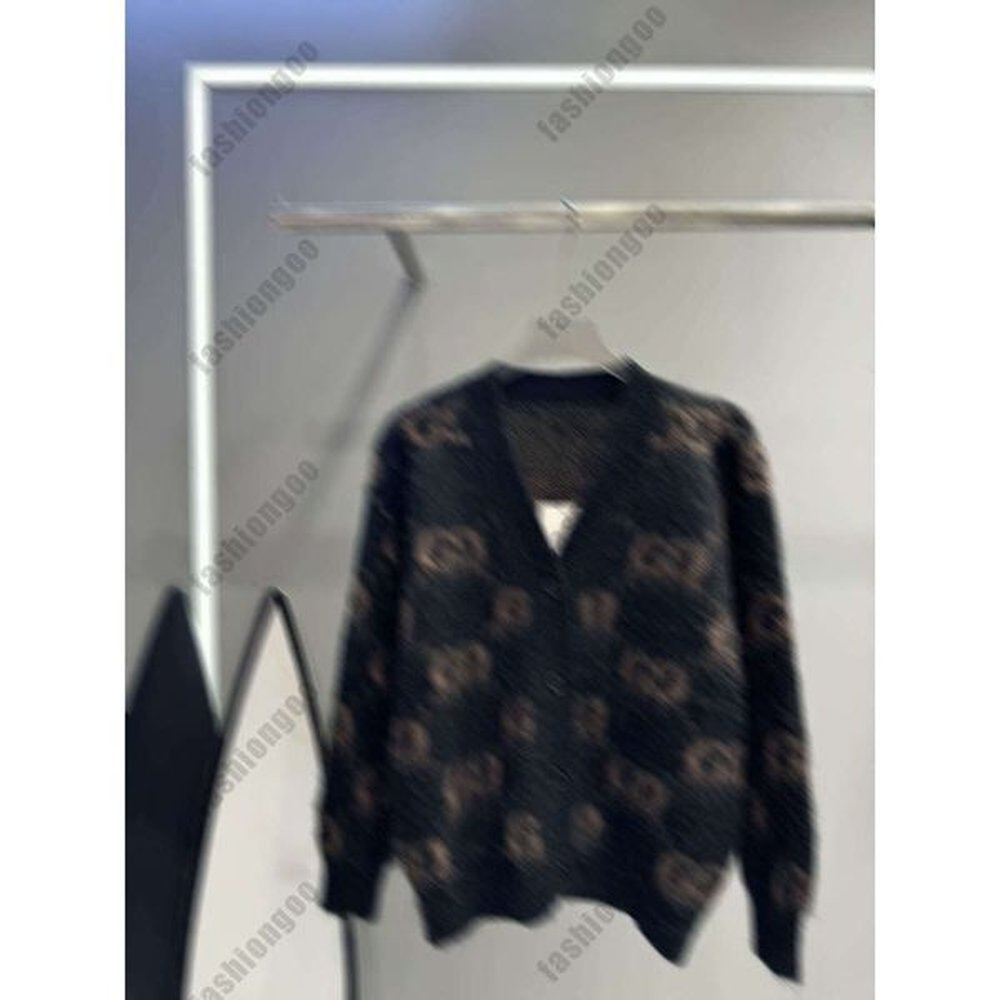 luxury designer womens sweater pullover long sleeved knitted sweater classic