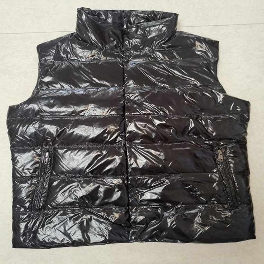 Men Thick Down Vest Designer White Duck Padded Jacket Fluffy Warm Winter Outerwear Parkas in Plus Sizes Ideal for Cold Weather With NFC scan