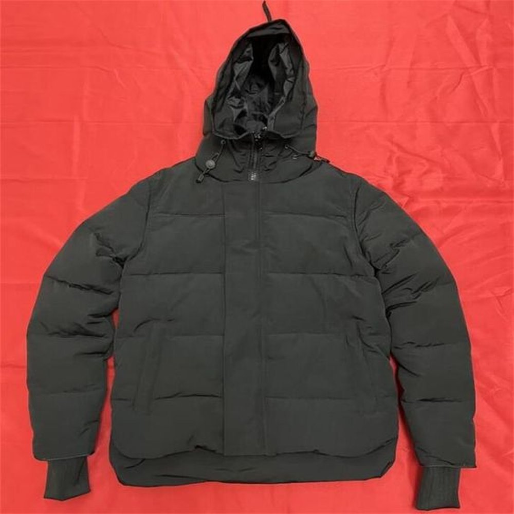 Men's Down Parkas Mens Black Down Jacket with Real Coyote Fur Hood - Winter Warm Outerwear Parka H241123