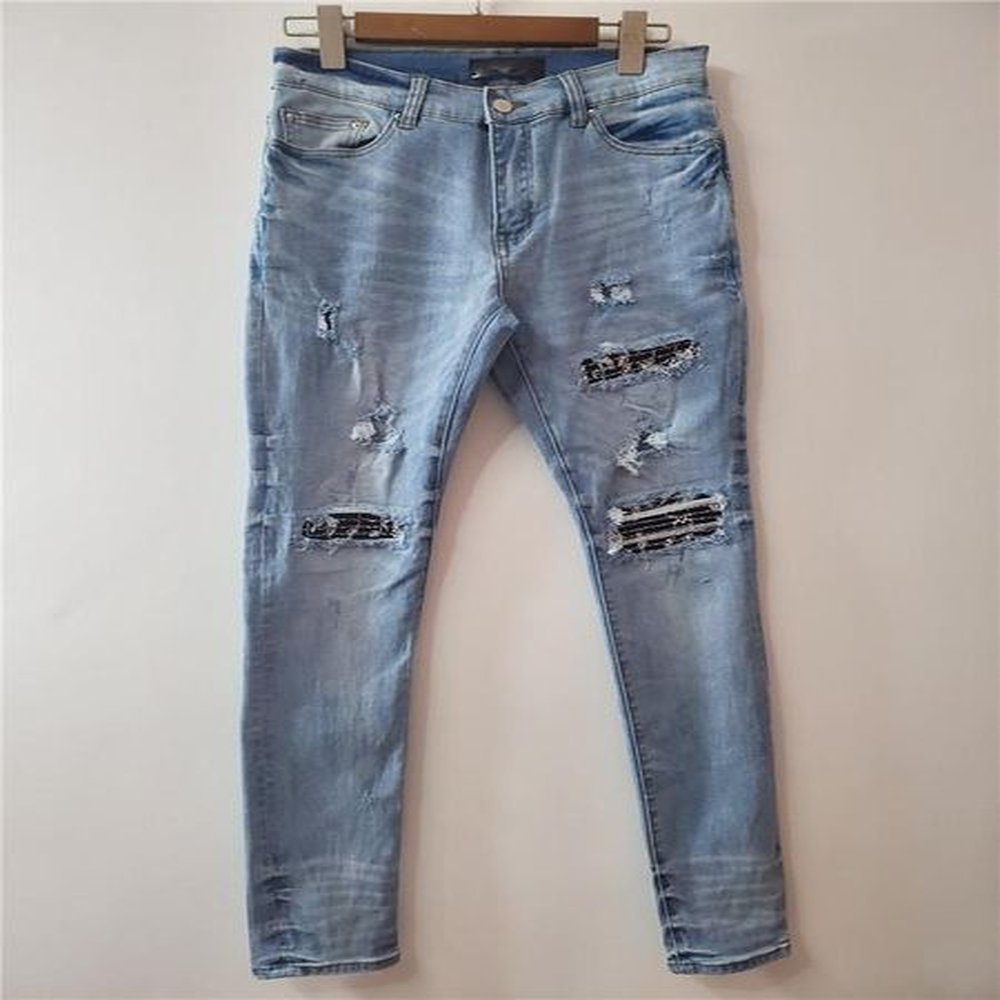 Mens Jeans Designer Luxury Mens Jeans Music Staff Patch Slimleg Jean Stretch Fabric Hole Slim Highgrade Recycled Water Simple Generous Casua