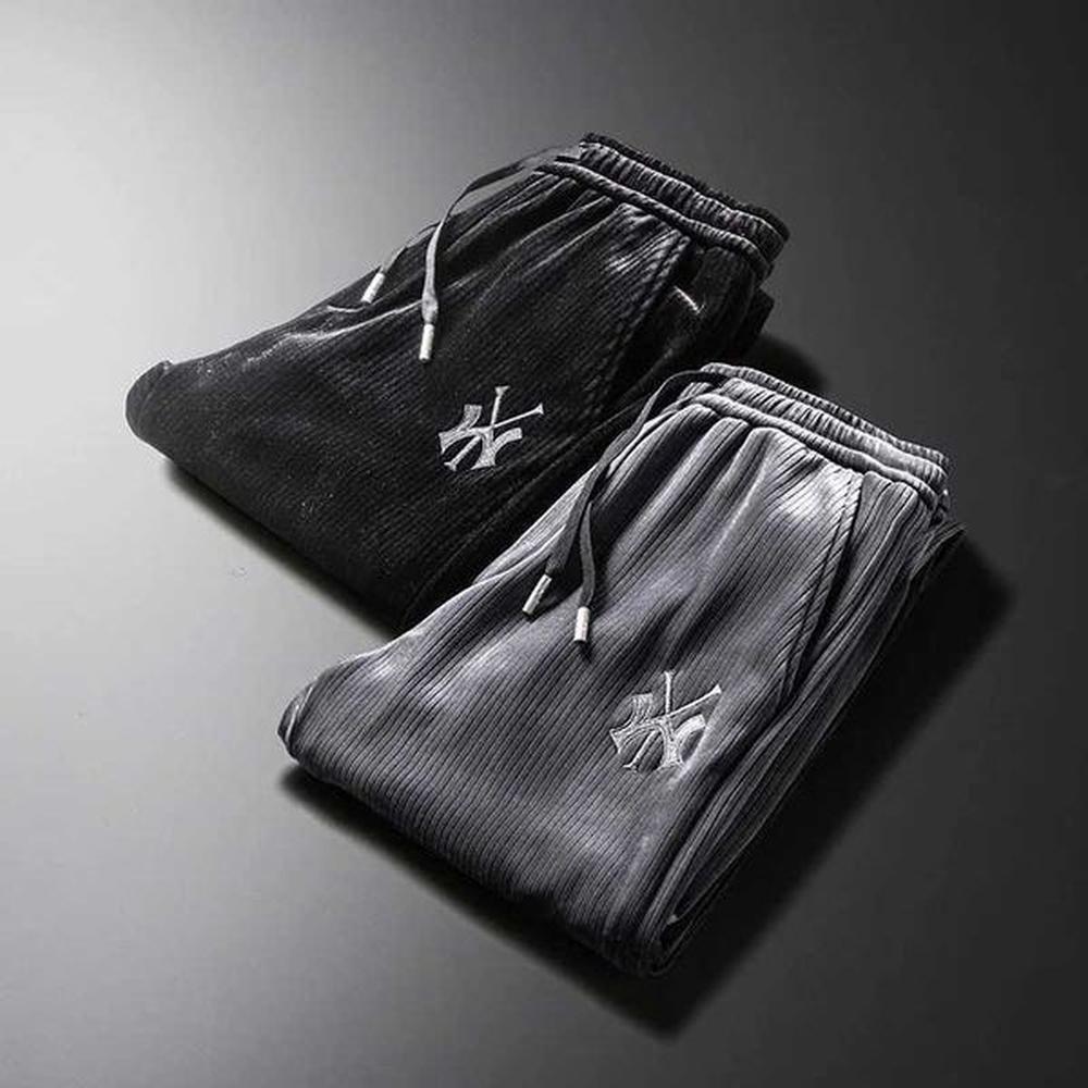 Men's Pants Plus Trendy brand velvet sports pants young mens wool casual pants new winter thick warm foot elastic mens Trouser Y241121I
