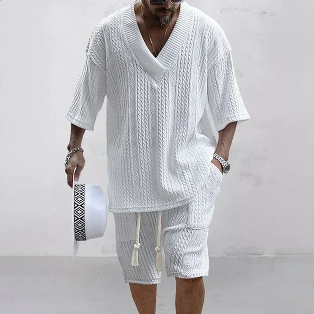 Mens shorts set summer casual knit two-piece mens clothing V-neck short sleeved T-shirt and short street knit set 241203