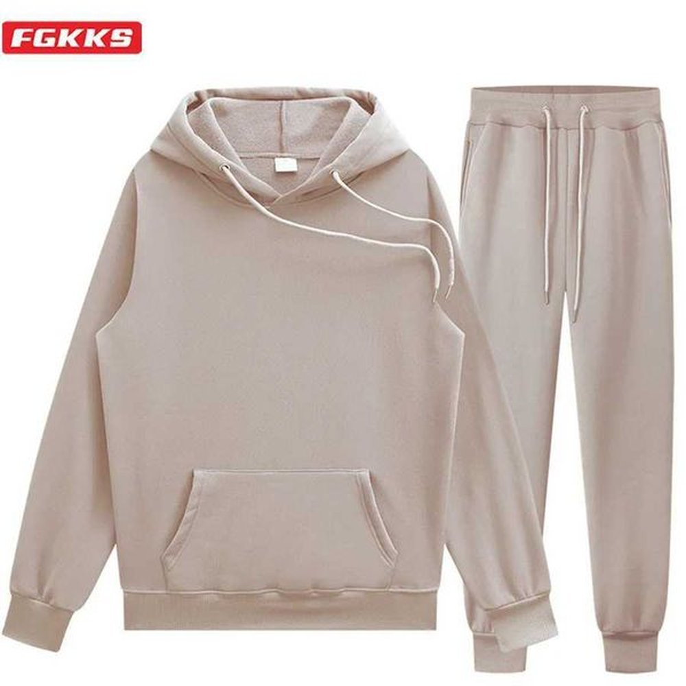 Men's Tracksuits FGKKS Mens Hoodie+Pants Two piece Casual Solid Color Sportswear Mens Fashion Sportswear Brand Set Mens Sportswear z250