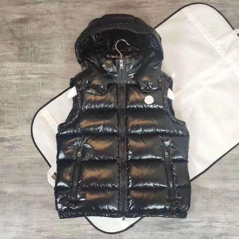 Men's Vests Mens Jacket Designer Bomber Coats Sveless Spring Autumn Windbreaker Man Coat Hoody Fashion Jackets Vest Outwears Size S-4XL