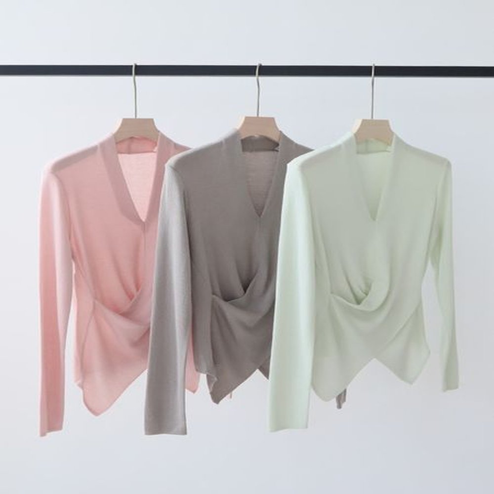 mwt spring collection female knitted sweater long sleeve vneck