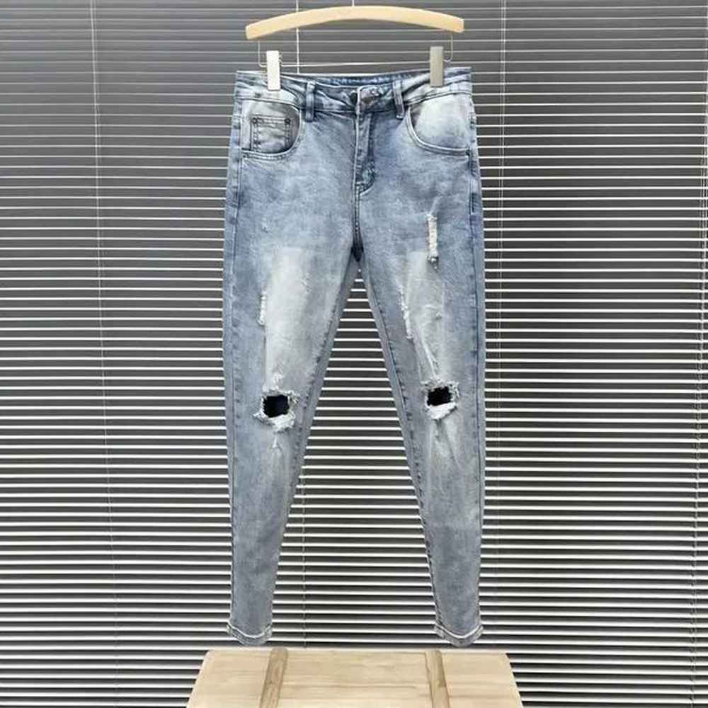 2024 new light blue washed mens ultra-thin jeans with Kn tear hole for spring and autumn luxury clothing mens T-shirt jeans X241026
