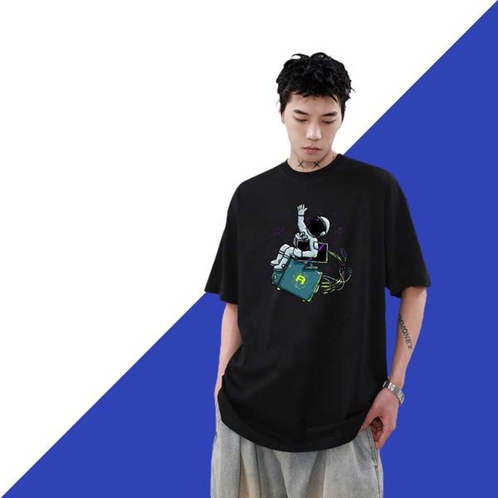 2024 New Men Tshirts 230g Pure Cotton Anime Printing Street planet Crew Neck T shirt Loose Oversized 4XL Tops