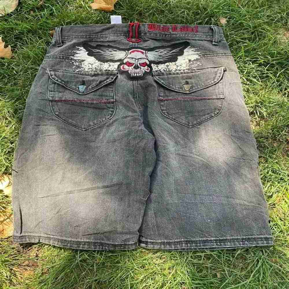 Skull embroidery vintage casual beach summer street fashion Y2K denim shorts Harajuku Goth men jorts baggy shorts 240828