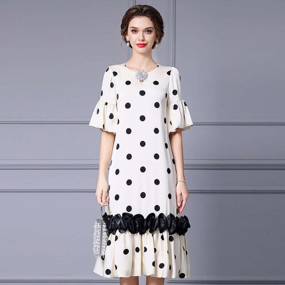 smart noble socialite temperament polka dot skirt with flared sleeves