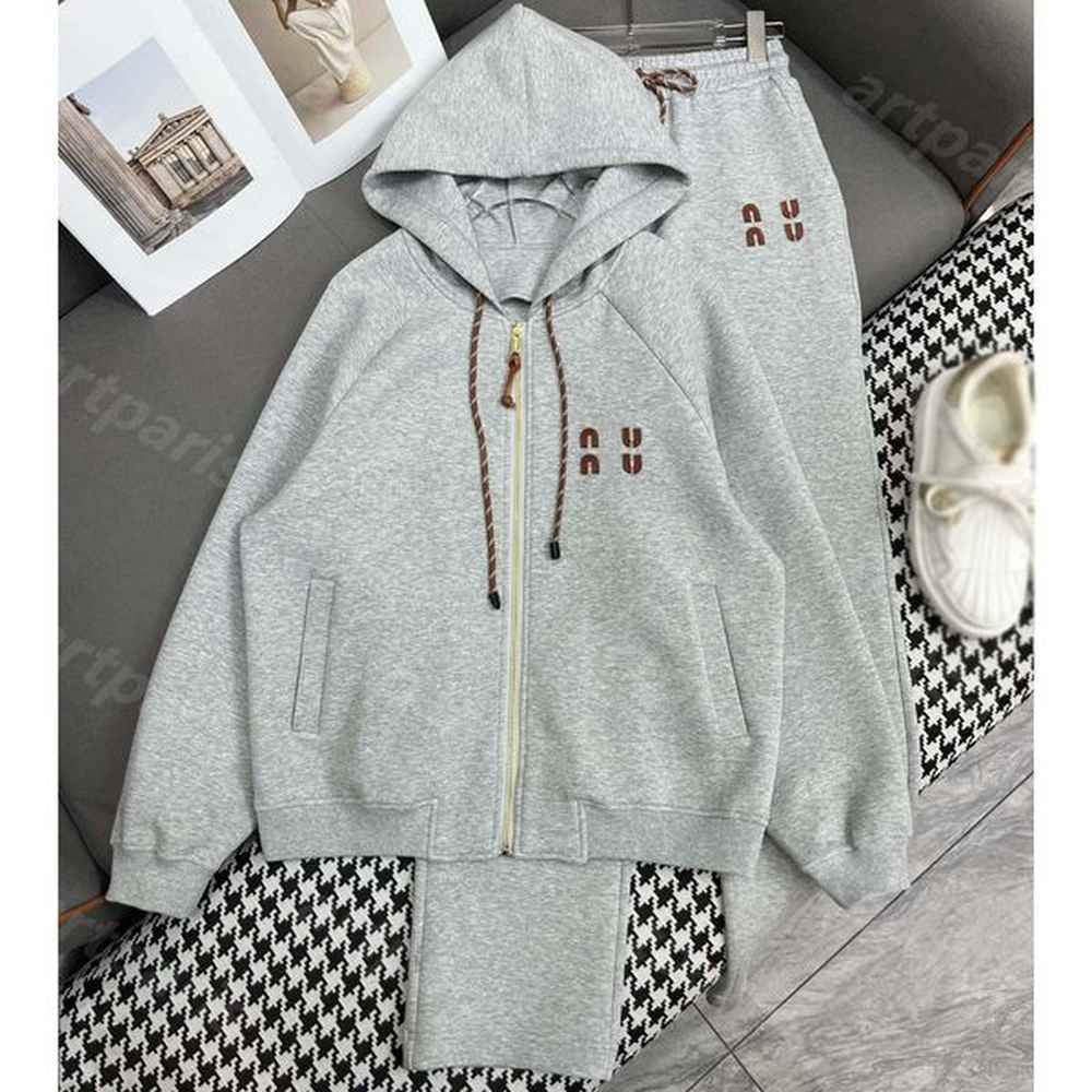 styles designers set clothes women outfits luxury tracksuit women