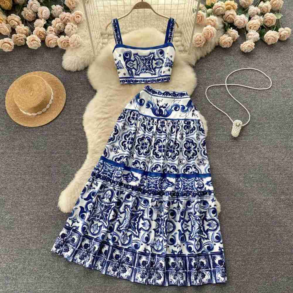 wind blue and white porcelain printing set for women in