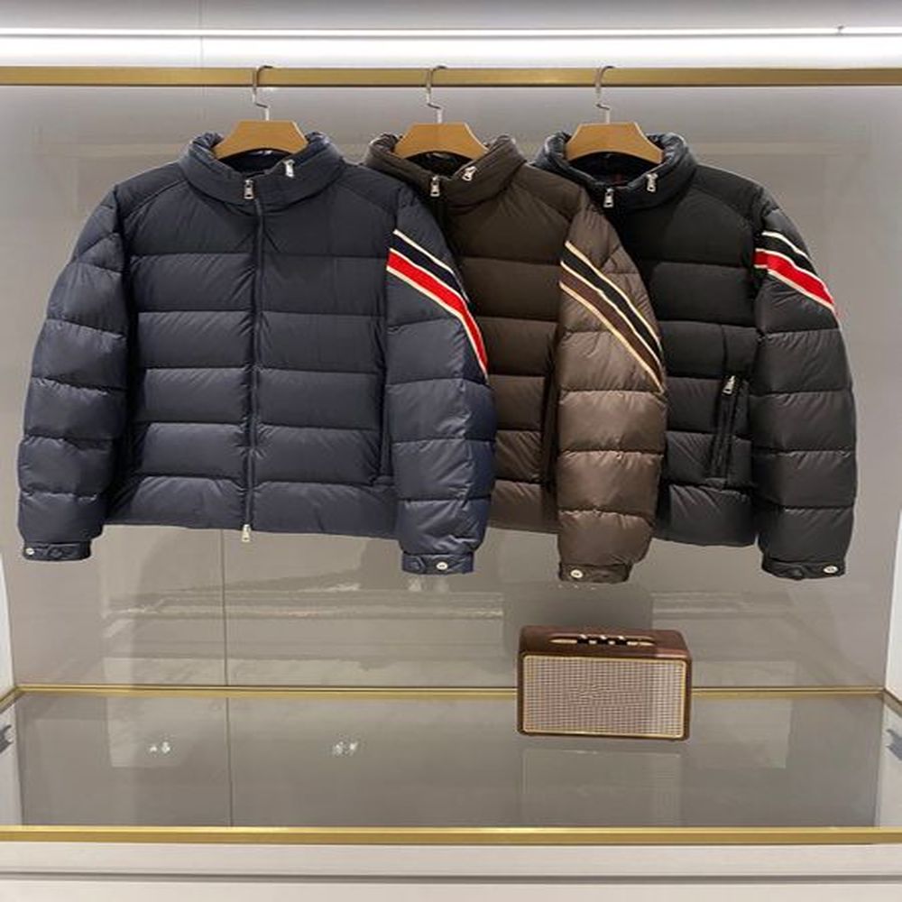 Winter new designer down jacket fashion stripe stitching design highend brand mens coat