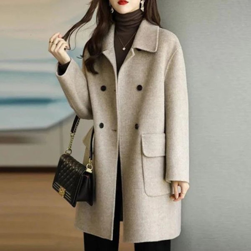 womens long sleeved girl coat with smooth colors paired suit