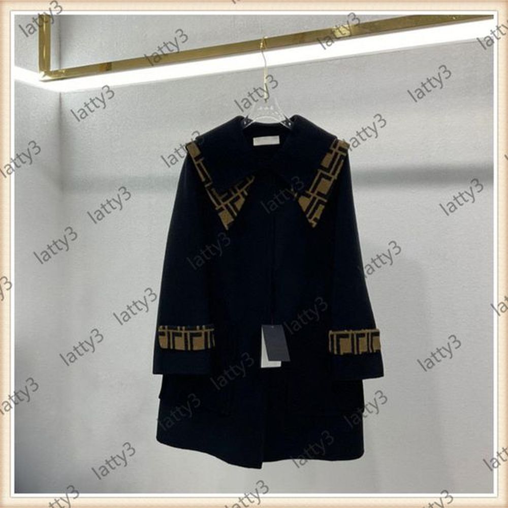 Woolen Overcoat Autumn Winter Jacket Ladies Luxurys Cappotto Fashion Outwear Tech Fleece Womens Warm Clothes Overcoats Designers Coats Top